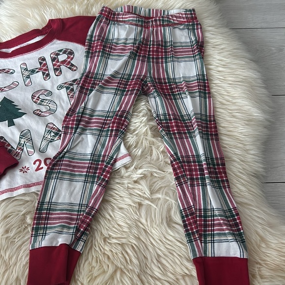 Carter’s & Children’s Place Christmas Pajama Set & Fleece Bottoms Size 4T - Picture 5 of 10
